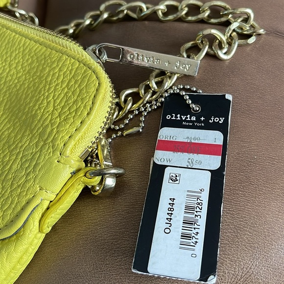 NWT Olivia and Joy yellow chain crossbody bag - Picture 7 of 8